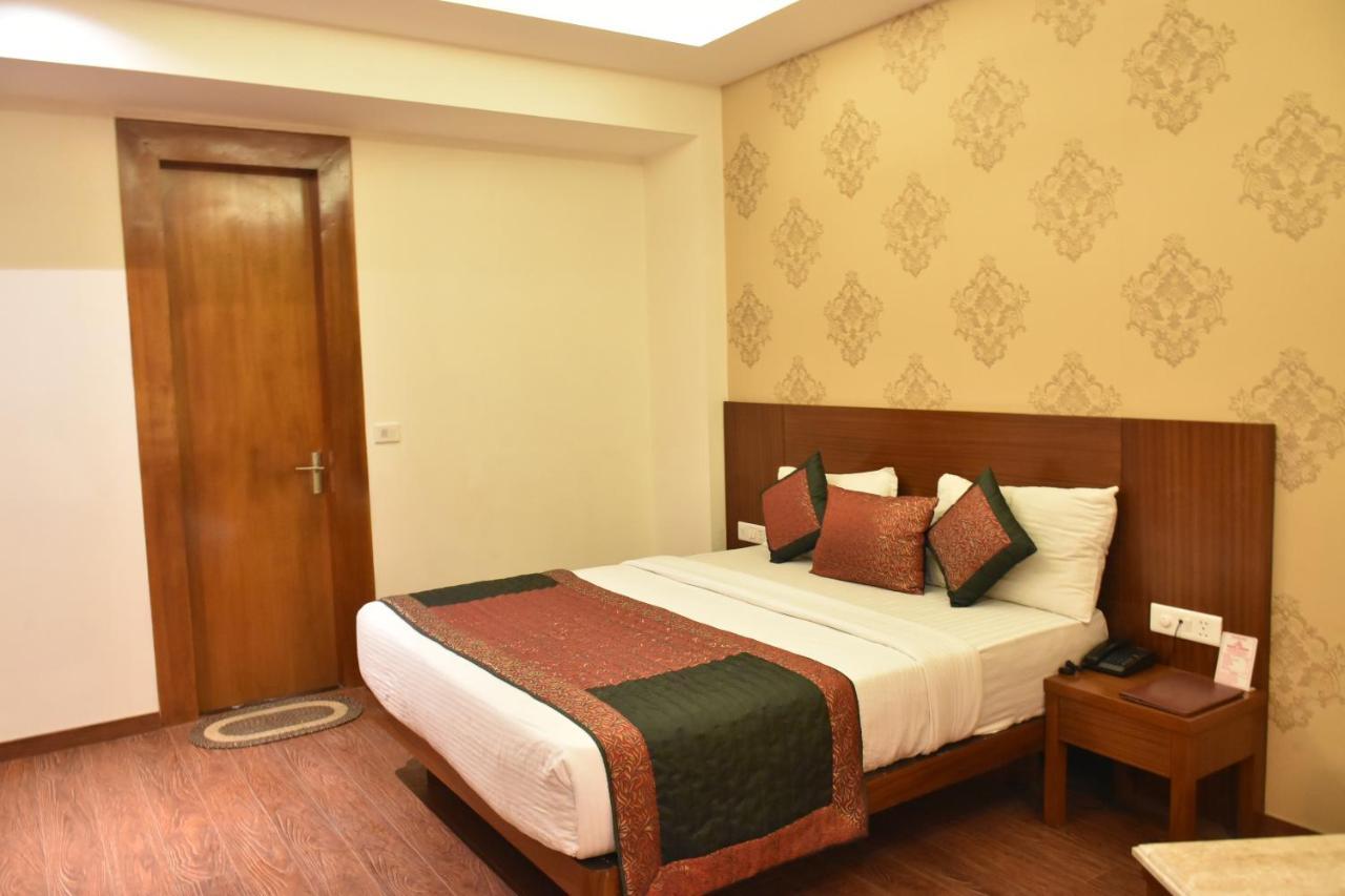 Hotel Lohias Delhi Airport Νέο Δελχί Εξωτερικό φωτογραφία