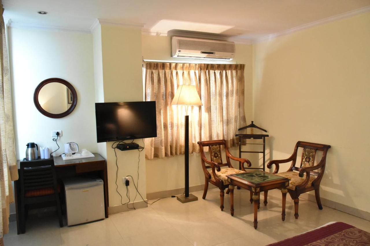 Hotel Lohias Delhi Airport Νέο Δελχί Εξωτερικό φωτογραφία