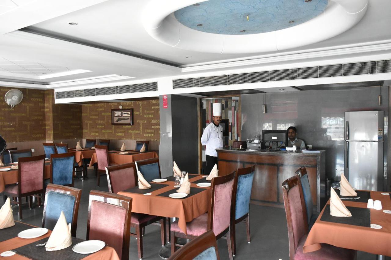 Hotel Lohias Delhi Airport Νέο Δελχί Εξωτερικό φωτογραφία