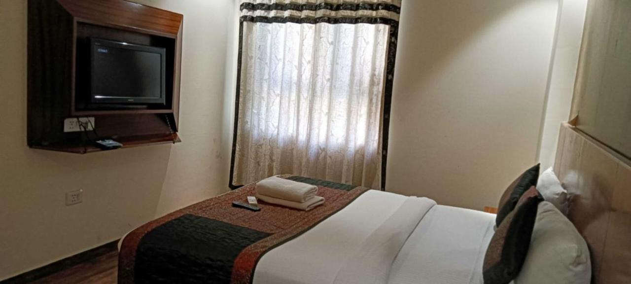 Hotel Lohias Delhi Airport Νέο Δελχί Εξωτερικό φωτογραφία